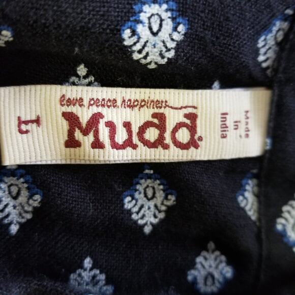 Mudd Blue White Pullover 1/2 Button Down Silky Feel Top EUC Size L - Picture 9 of 11